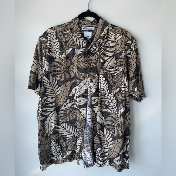 Men’s Columbia Short Sleeved Shirt - Picture 1 of 4